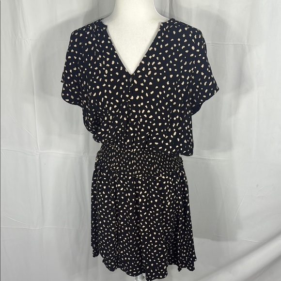 Rails Karla Printed Smocked Mini Dress M - Picture 2 of 10